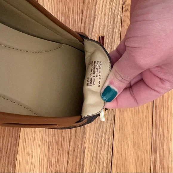 Michael Kors Crawford Brown Moccasins Women’s 6 NWOT - Picture 12 of 13